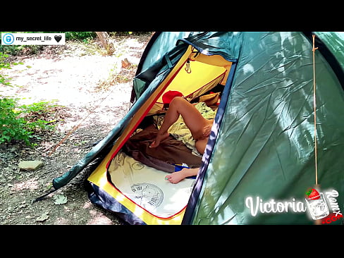 ❤️ Op kamera verfilm Passievolle ruk vreemdeling in 'n tent ❤️❌ Mooi pornografie op af.virtsextor.ru ❌️❤